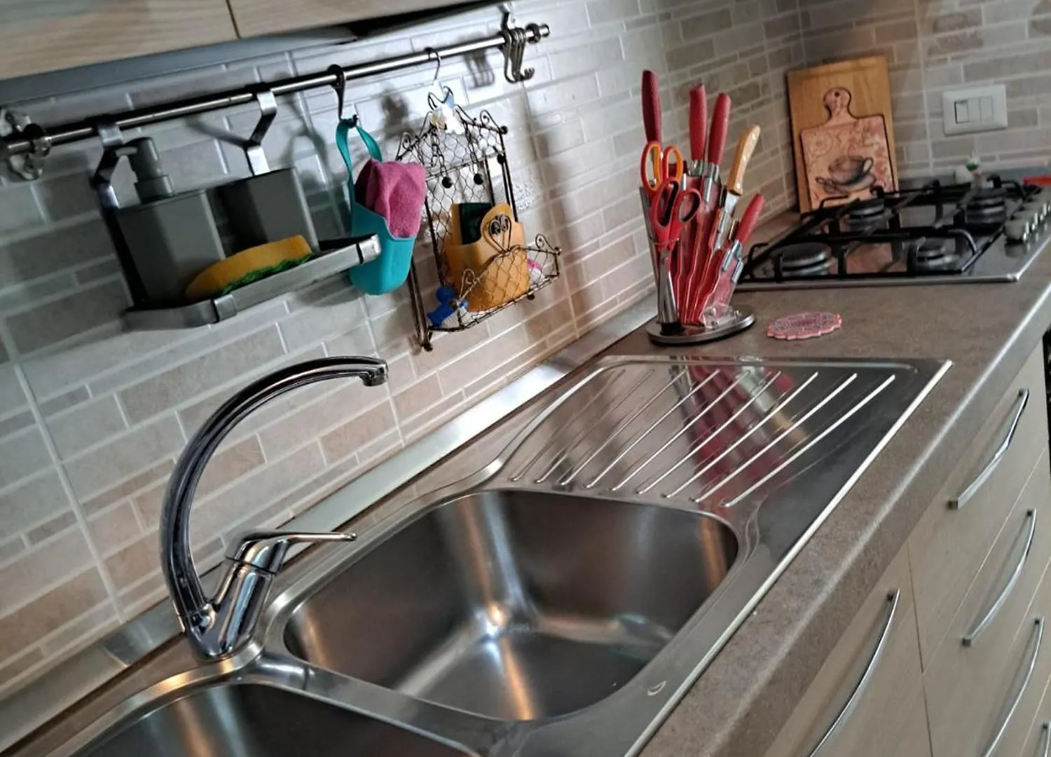 נאפולי La Casa Nosvit 0*,  איטליה